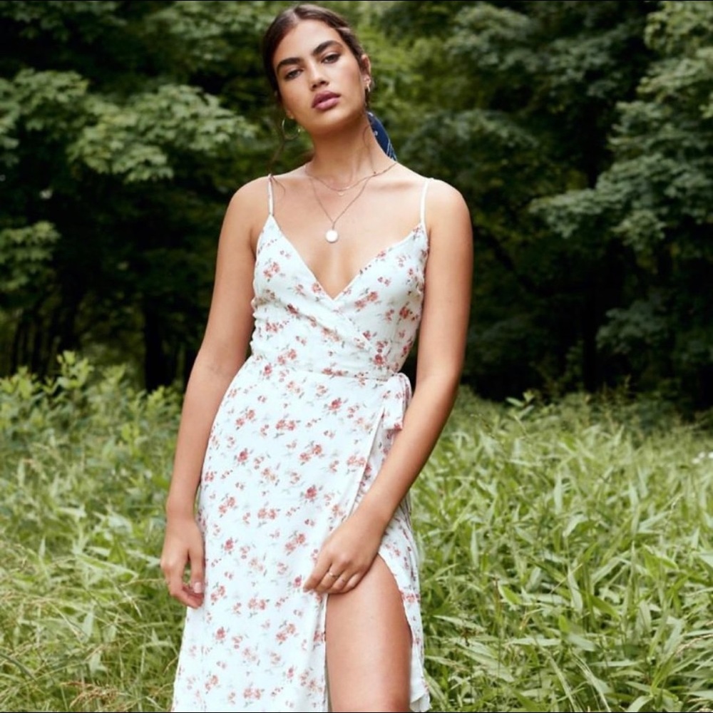Abercrombie & Fitch Cami Chiffon Midi Dress